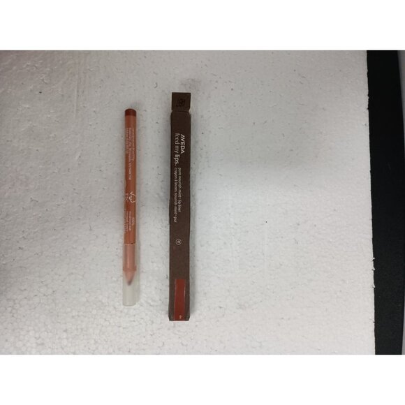 Aveda Feed My Lips Womens Pure Nourish Mint Lip Liner Pencil 04 Chestnut .04oz - Picture 8 of 9